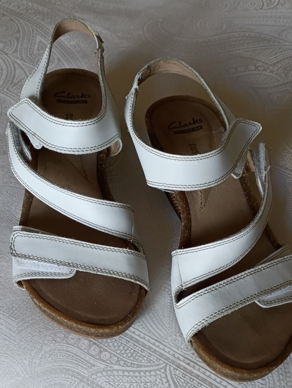 Clarks White Wedge Leather  Comfort Sandals 6.5